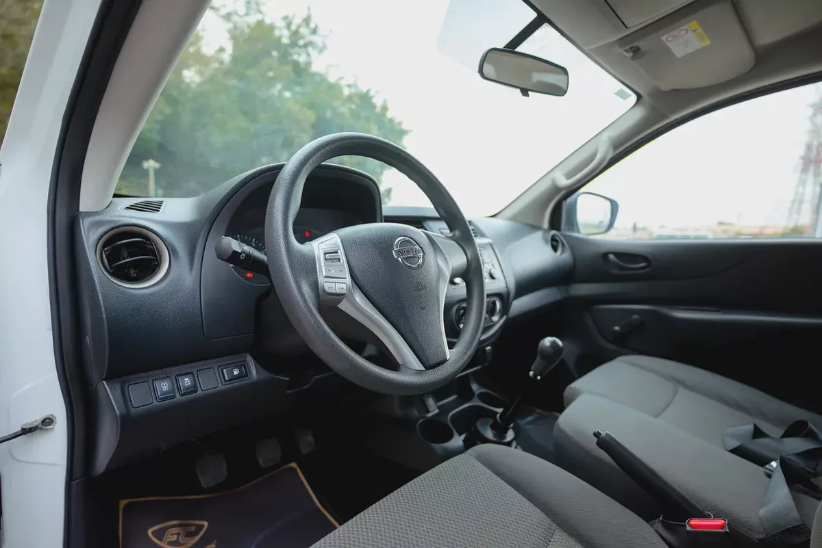 Navara | Double Cabin SE 4X2 | Manual | GCC Specs | Ref#N78449-11-11