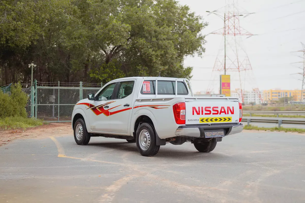 Navara | Double Cabin SE 4X2 | Manual | GCC Specs | Ref#N78449-3-3