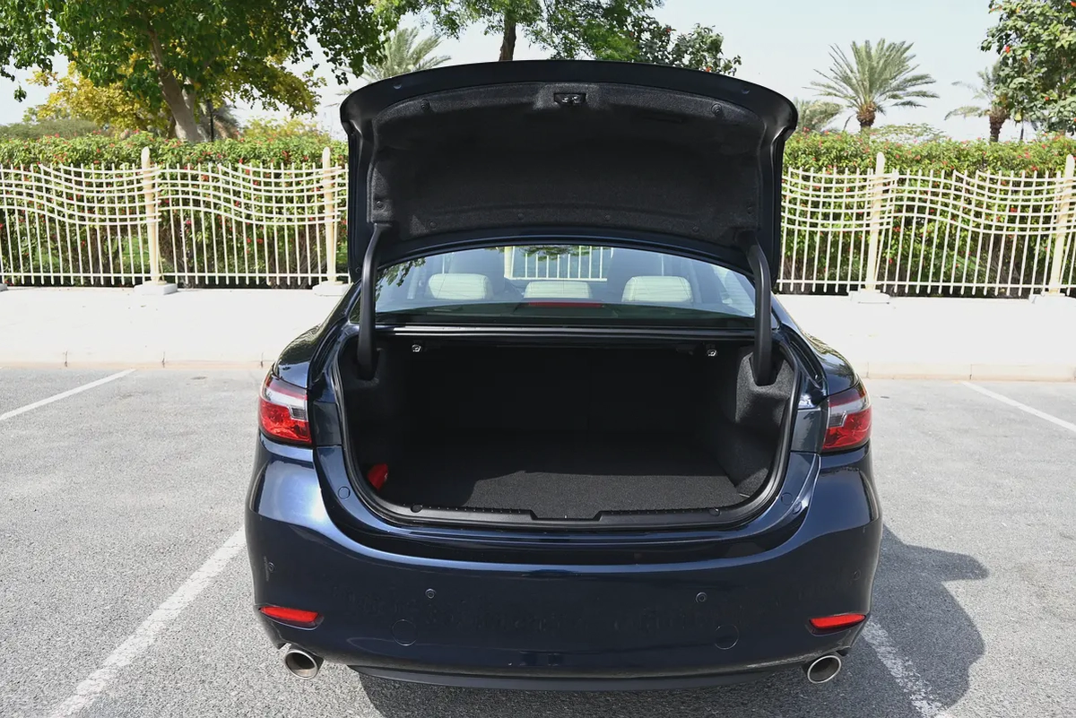 EMI 910 AED - MAZDA 6 V GRADE 2023 - LOW MILEAGE - GCC-8-8