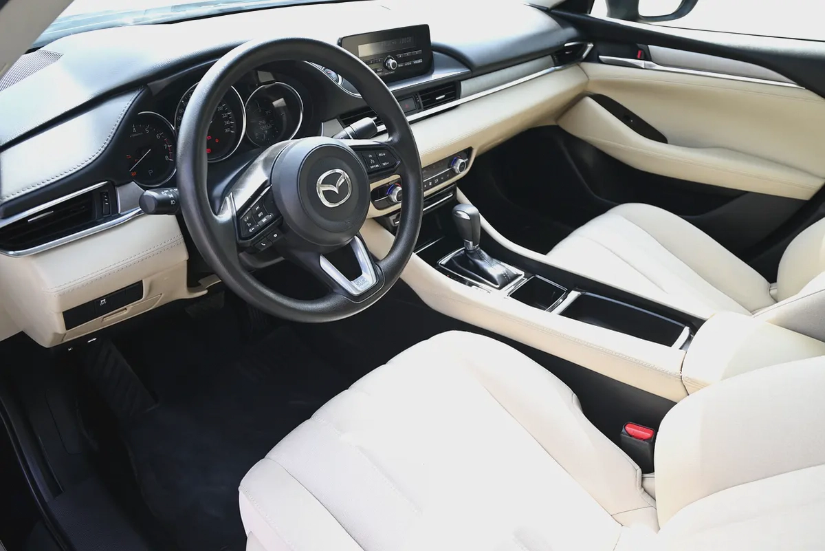 EMI 910 AED - MAZDA 6 V GRADE 2023 - LOW MILEAGE - GCC-11-11