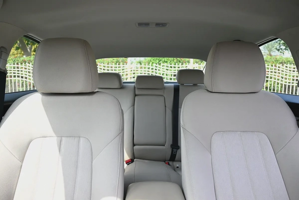EMI 910 AED - MAZDA 6 V GRADE 2023 - LOW MILEAGE - GCC