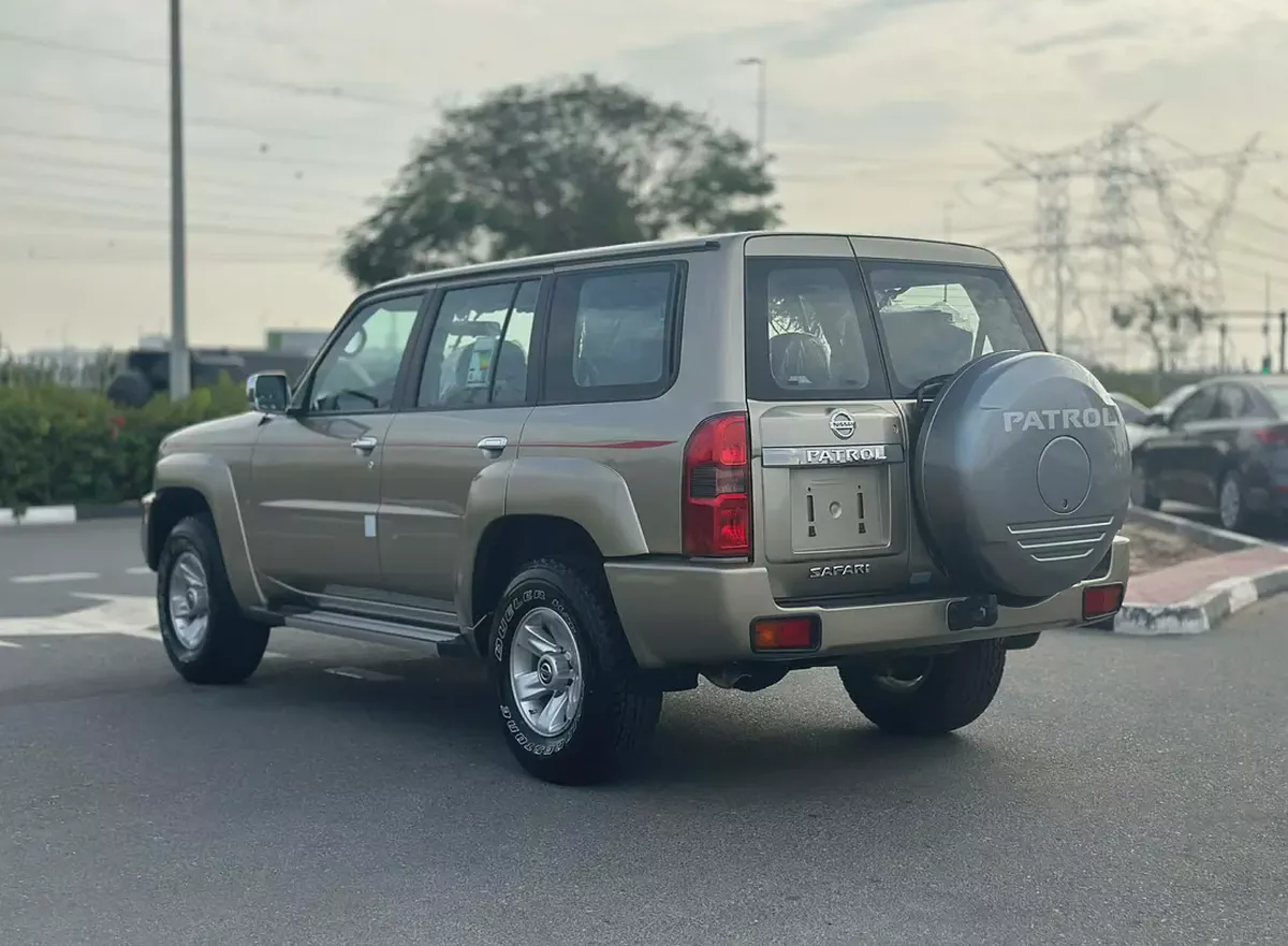 2023 Nissan Patrol Safari - GCC Specs - Brand New-13-13