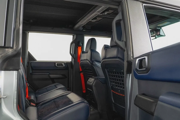 5,986 AED / 60 months | 0% DP | 2023 Ford Bronco Raptor / Full Service History / Ford Warranty  Ser