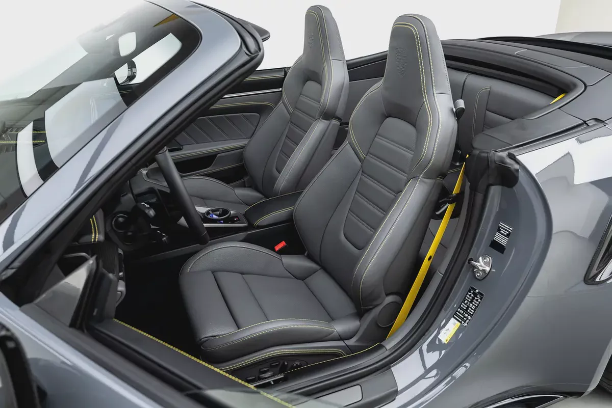 2026 PORSCHE 911 TURBO S CABRIOLET | MAIN DEALER WARRANTY-9-9