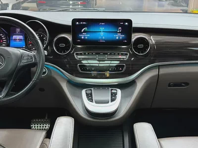 Mercedes-Benz V-Class V 250 2023 GCC Specs-8