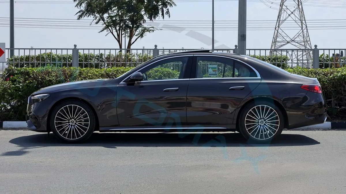 2026 Mercedes-Benz E 200 AMG EQ Boost 2.0L RWD GCC 0Km With 2 Years Unlimited Mileage Warranty-13-13
