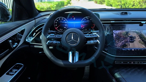 2026 Mercedes-Benz E 200 AMG EQ Boost 2.0L RWD GCC 0Km With 2 Years Unlimited Mileage Warranty