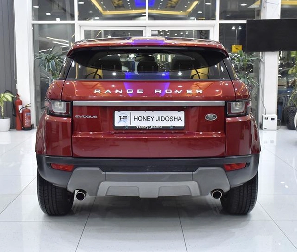 Land Rover Range Rover Evoque ( 2016 Model ) in Red Color GCC Specs