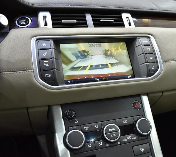 Land Rover Range Rover Evoque ( 2016 Model ) in Red Color GCC Specs