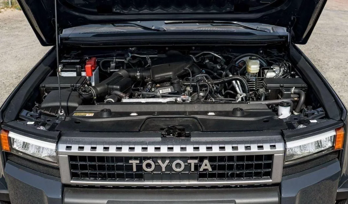 Toyota Prado GXR TOYOTA PRADO 250 2.7P AT LIMITED MY2025 – GREY-19-0