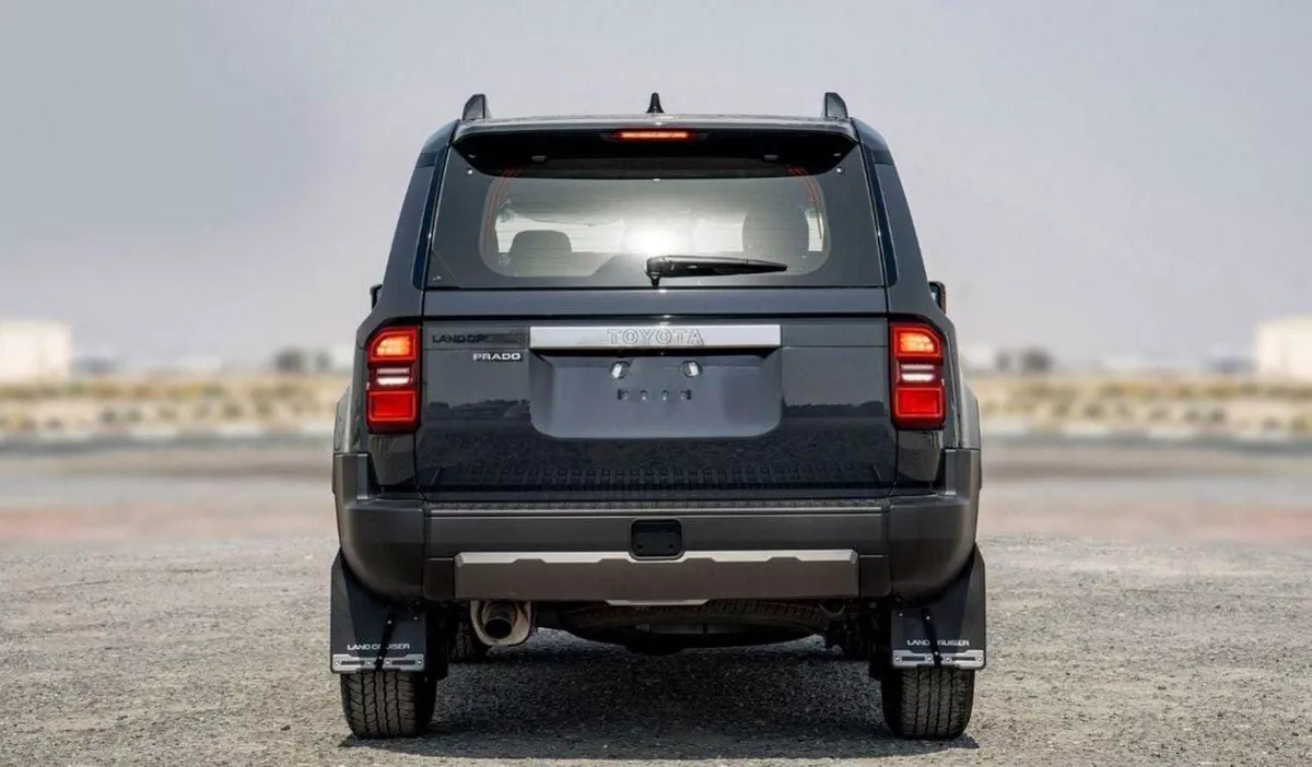 Toyota Prado GXR TOYOTA PRADO 250 2.7P AT LIMITED MY2025 – GREY-6-0