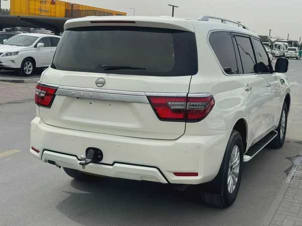 Nissan Patrol SE 2015 - GCC Specs fullopshin look 2024