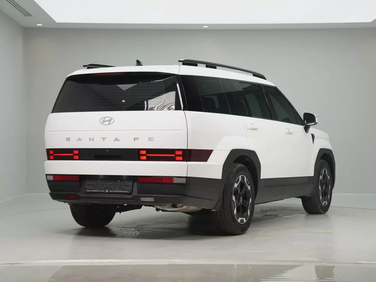 GCC specs | LOW MILEAGE | 2024 Santa Fe-5-5