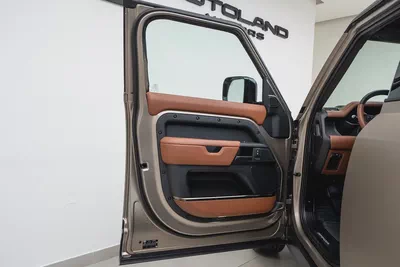2025 LAND ROVER DEFENDER P635 OCTA | GCC 5 YEARS WARRANTY | 635 HP | HIGH SPEC |-7