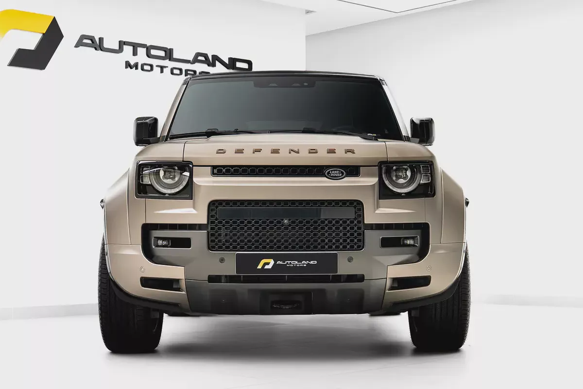 2025 LAND ROVER DEFENDER P635 OCTA | GCC 5 YEARS WARRANTY | 635 HP | HIGH SPEC |-3-3