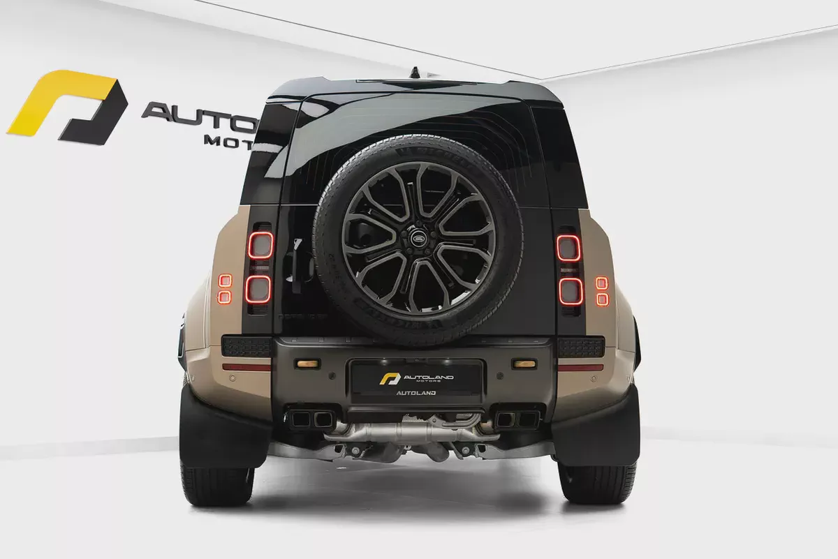 2025 LAND ROVER DEFENDER P635 OCTA | GCC 5 YEARS WARRANTY | 635 HP | HIGH SPEC |-4-4