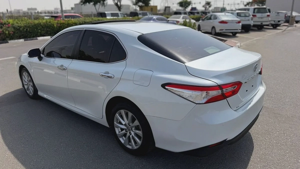 Toyota Camry SE 2020 GCC Specs - Excellent Condition