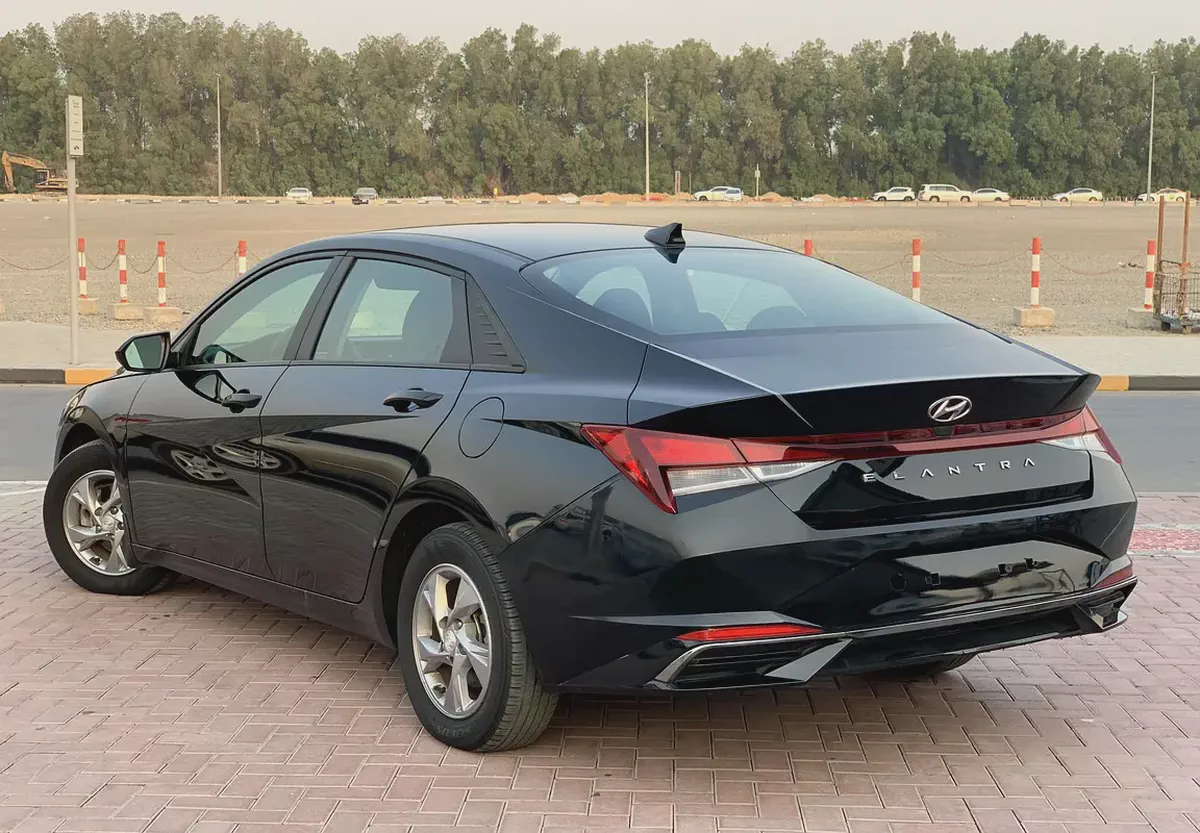 AED 823 Monthly - 0 Down payment | 2023 Elantra | 2.0L 4-Cyl engine | USA Specs-3-3