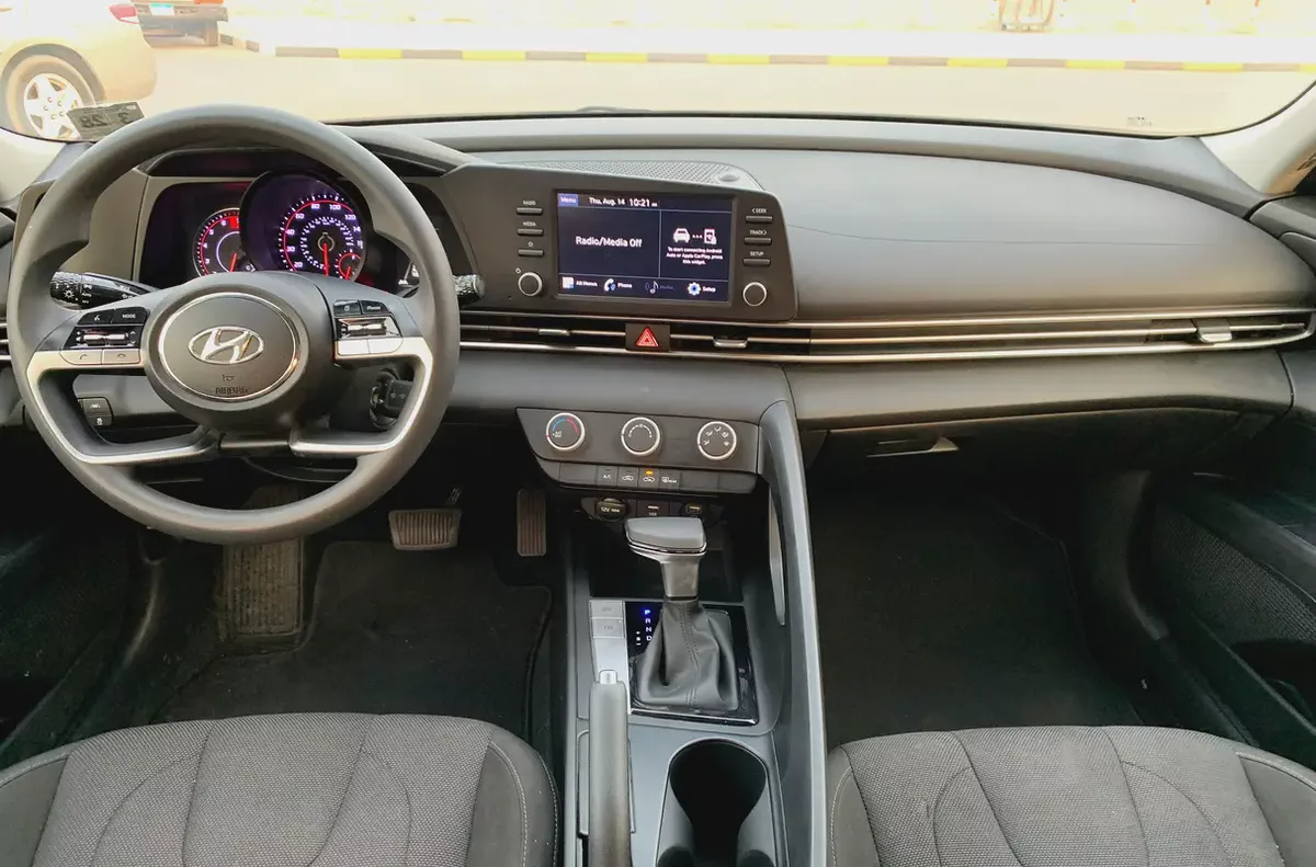 AED 823 Monthly - 0 Down payment | 2023 Elantra | 2.0L 4-Cyl engine | USA Specs-6-6