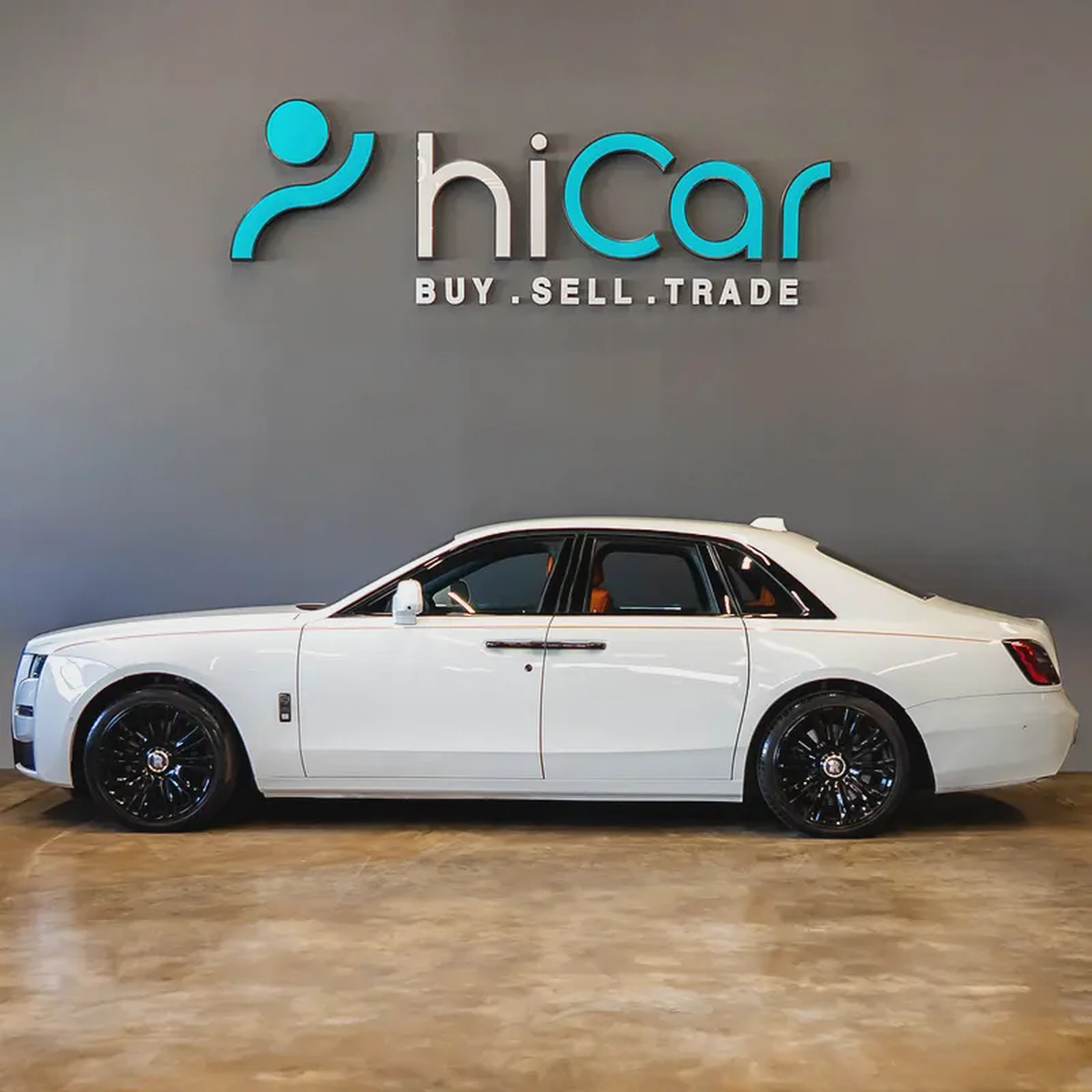 AED 14,565 P.M • 0% Downpayment • Rolls-Royce Ghost  • 1 Year Warranty-1-1