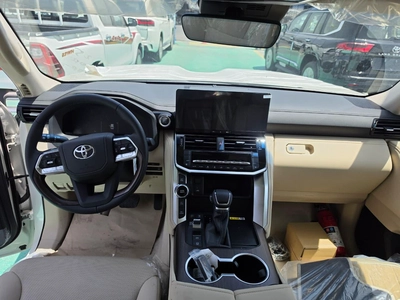 TOYOTA LAND CRUISER LC300 GXR 4.0L V6 PETROL 2026 – FULL OPTION-10