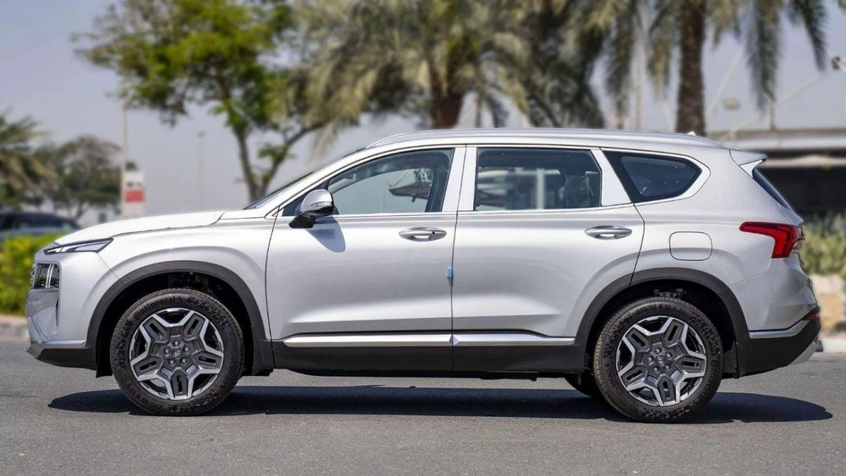 Hyundai Santa Fe SMART PLUS SANTAFE luxury 2.5L-19-0
