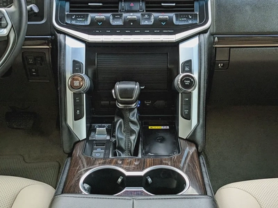 TOYOTA LAND CRUISER 2009 FACELIFTED 2025 WITH INTERIOR AND EXTERIOR GCC IN EXCELLENT CONDITION-14