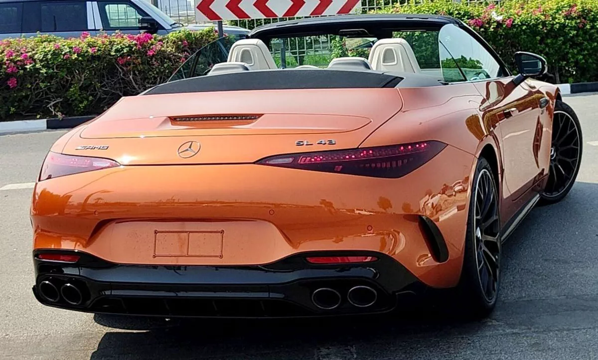 Mercedes Benz SL43 AMG ROADSTER-6-0
