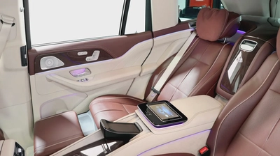 Mercedes Benz GLS 600 Maybach-GCC-Full Service History-VIP Seats-High Specs-Luxury SUV-17