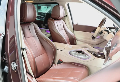 Mercedes Benz GLS 600 Maybach-GCC-Full Service History-VIP Seats-High Specs-Luxury SUV-18