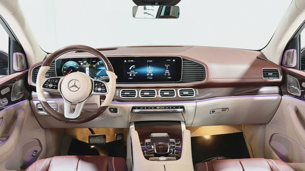 Mercedes Benz GLS 600 Maybach-GCC-Full Service History-VIP Seats-High Specs-Luxury SUV