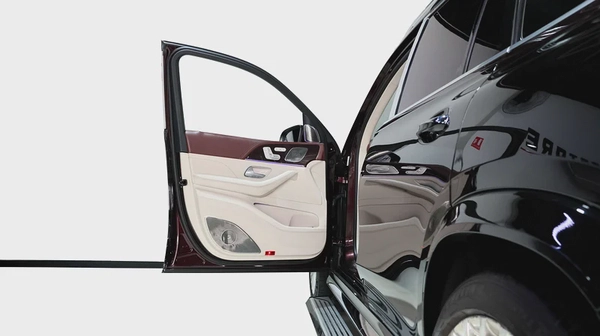 Mercedes Benz GLS 600 Maybach-GCC-Full Service History-VIP Seats-High Specs-Luxury SUV