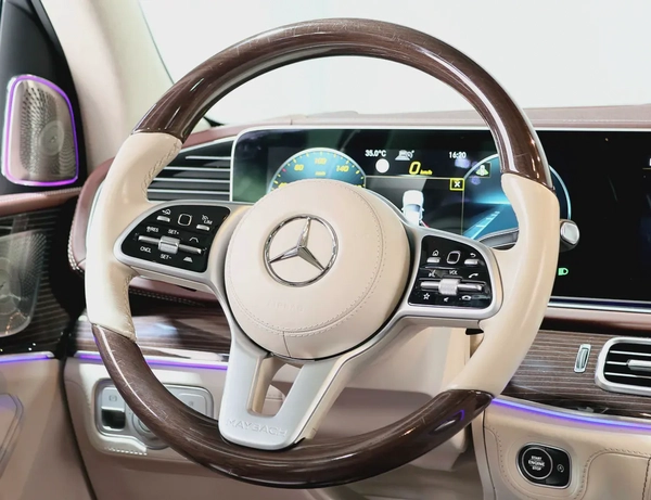 Mercedes Benz GLS 600 Maybach-GCC-Full Service History-VIP Seats-High Specs-Luxury SUV