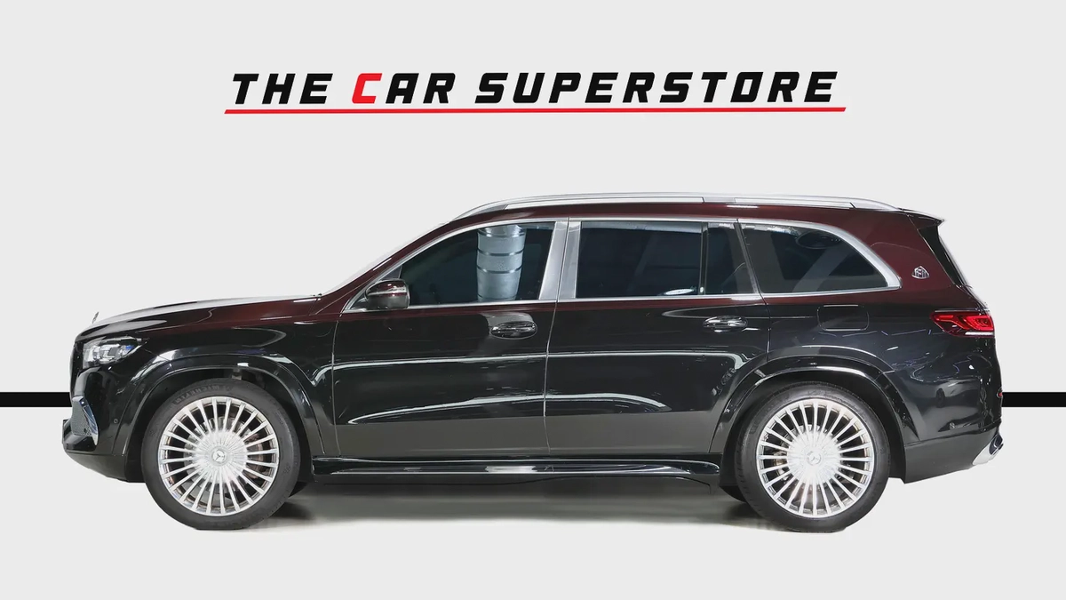 Mercedes Benz GLS 600 Maybach-GCC-Full Service History-VIP Seats-High Specs-Luxury SUV-4-4