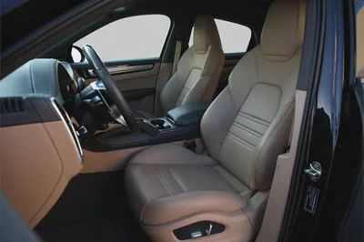 2021 Porsche Cayenne S Coupe - GCC Specs - Excellent Condition-7