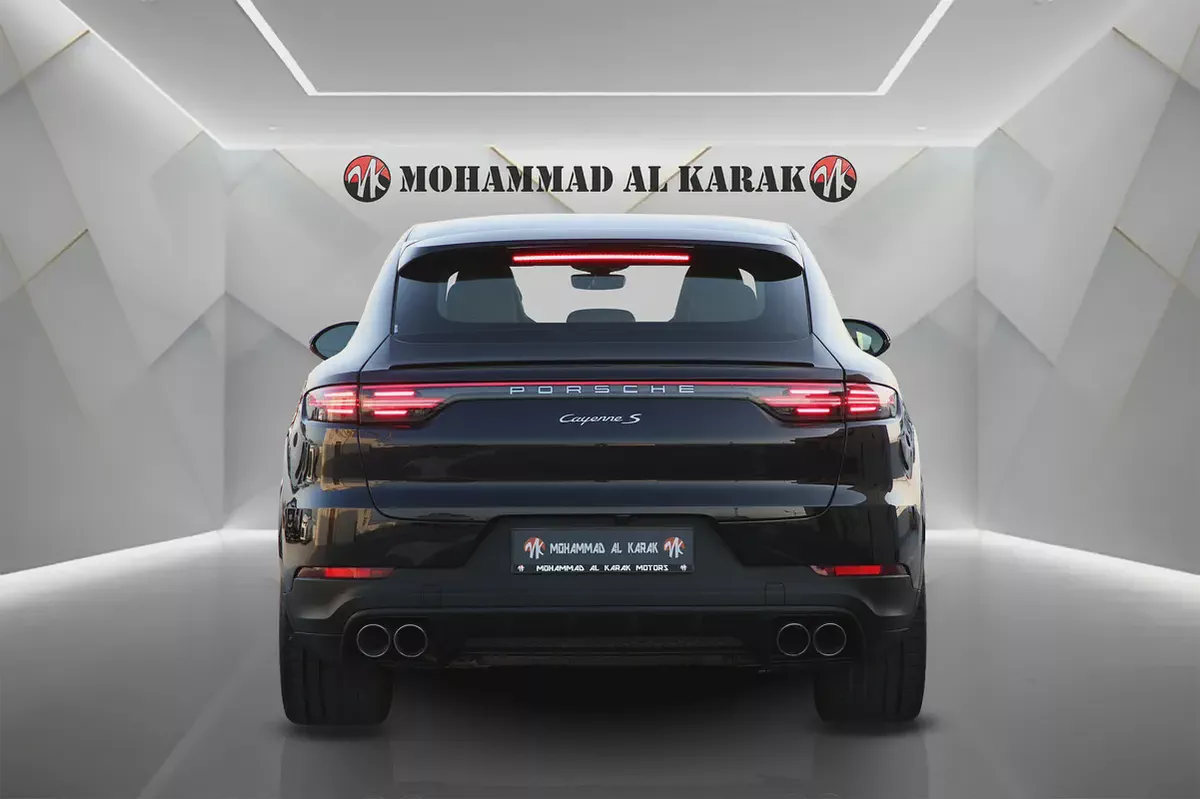 2021 Porsche Cayenne S Coupe - GCC Specs - Excellent Condition-2-2