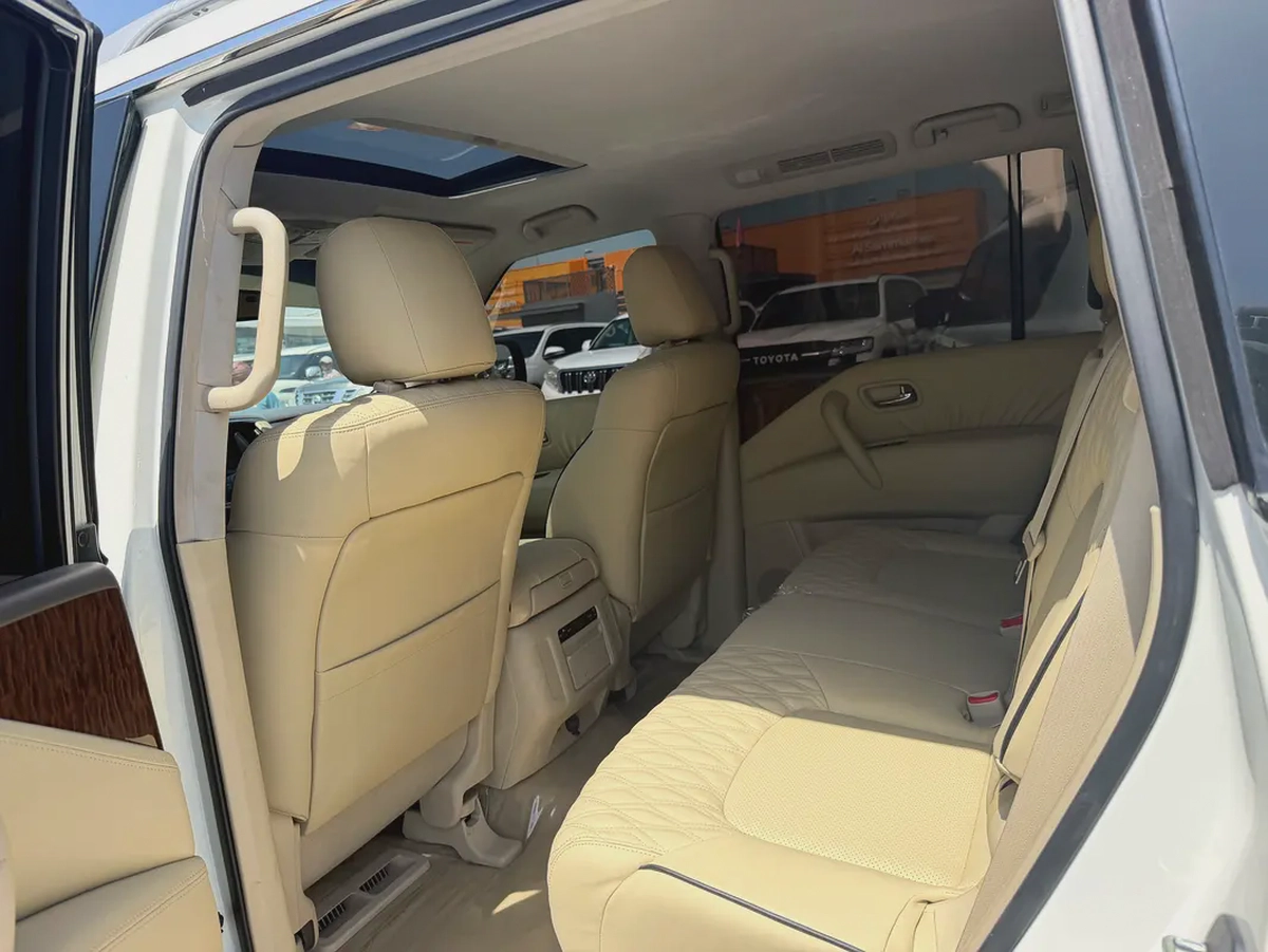 Nissan Patrol SE 2015 - GCC Specs - Excellent Condition-2-2