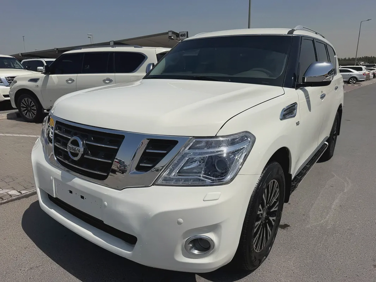 Nissan Patrol SE 2015 - GCC Specs - Excellent Condition-3-3