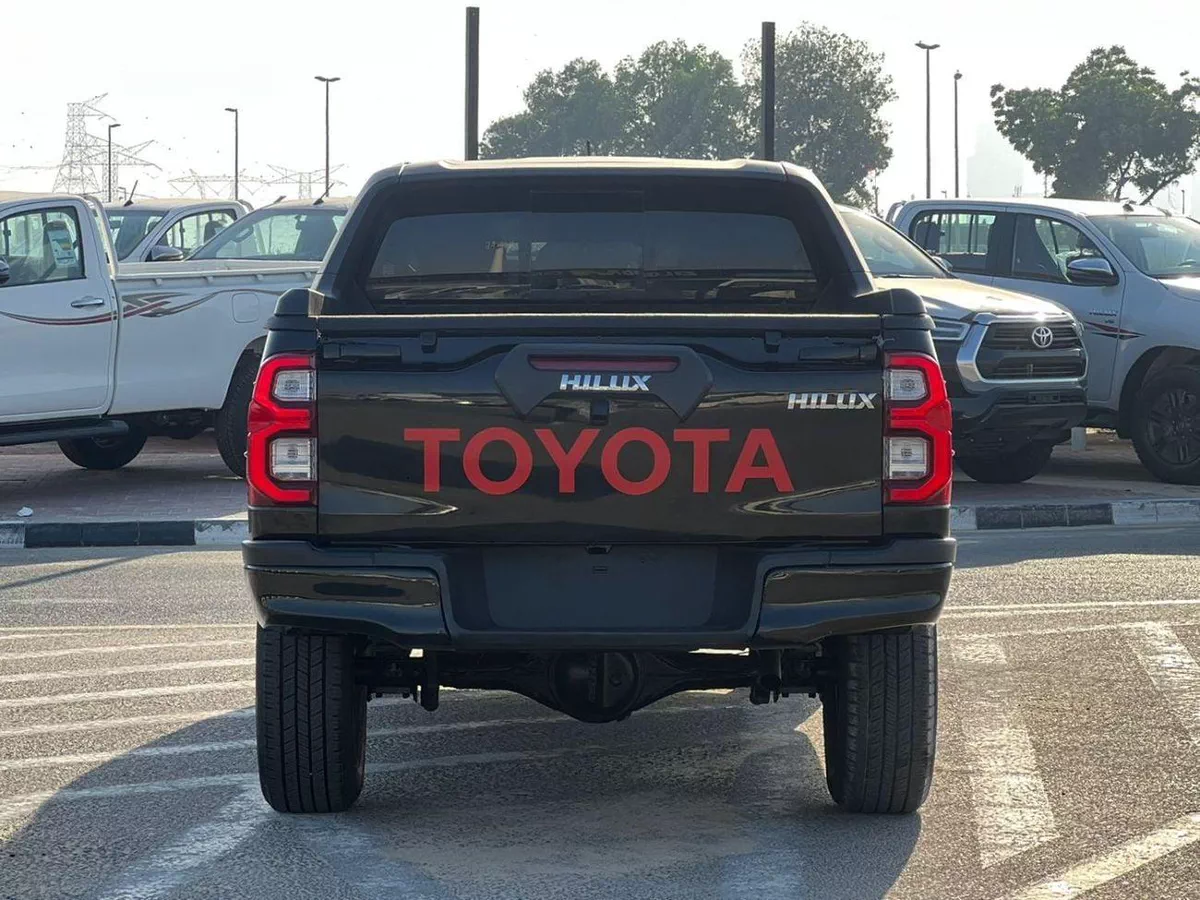 Toyota Hilux GLS 2019 Toyota Hilux Modified - 2.7L V4 GCC- AWD 4x4- Rear Camera - Push start - Patrol --5-0