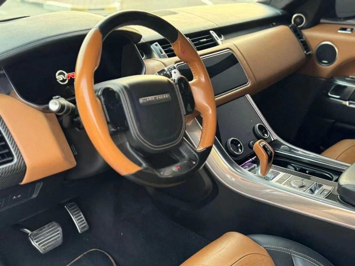 Land Rover Range Rover Sport Range Rover Sport 5.0L V8 SVR 2019 GCC-5-5