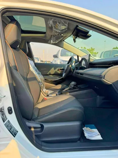 Toyota Corolla HYBRID ELITE || 1.8L V4 / NEW SHAPE / ROOF MOUNTED CAMERA / READY UNITS (CODE # ELIF)-10