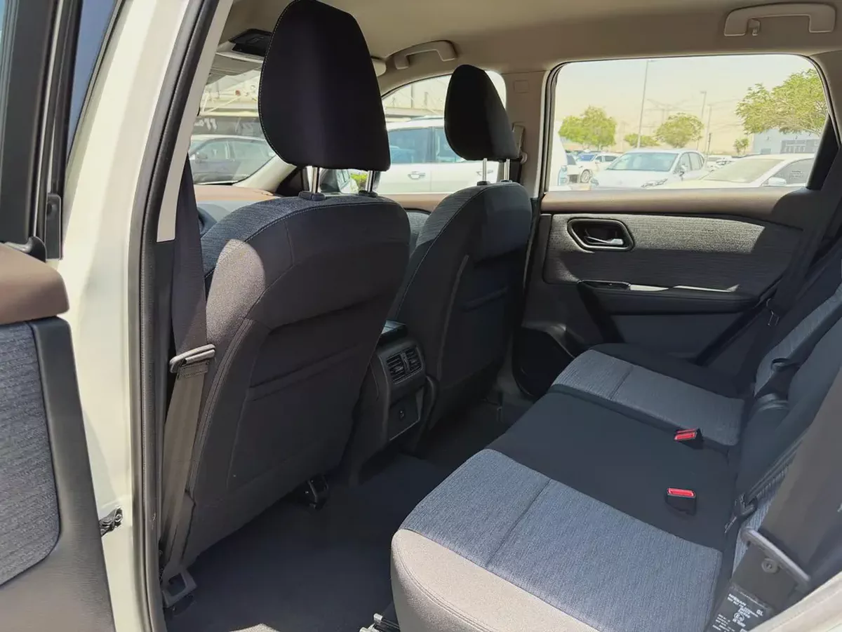 Nissan X-Trail 2025 | GCC Specs | Brand New| 4WD| warranty Rostomani-10-10