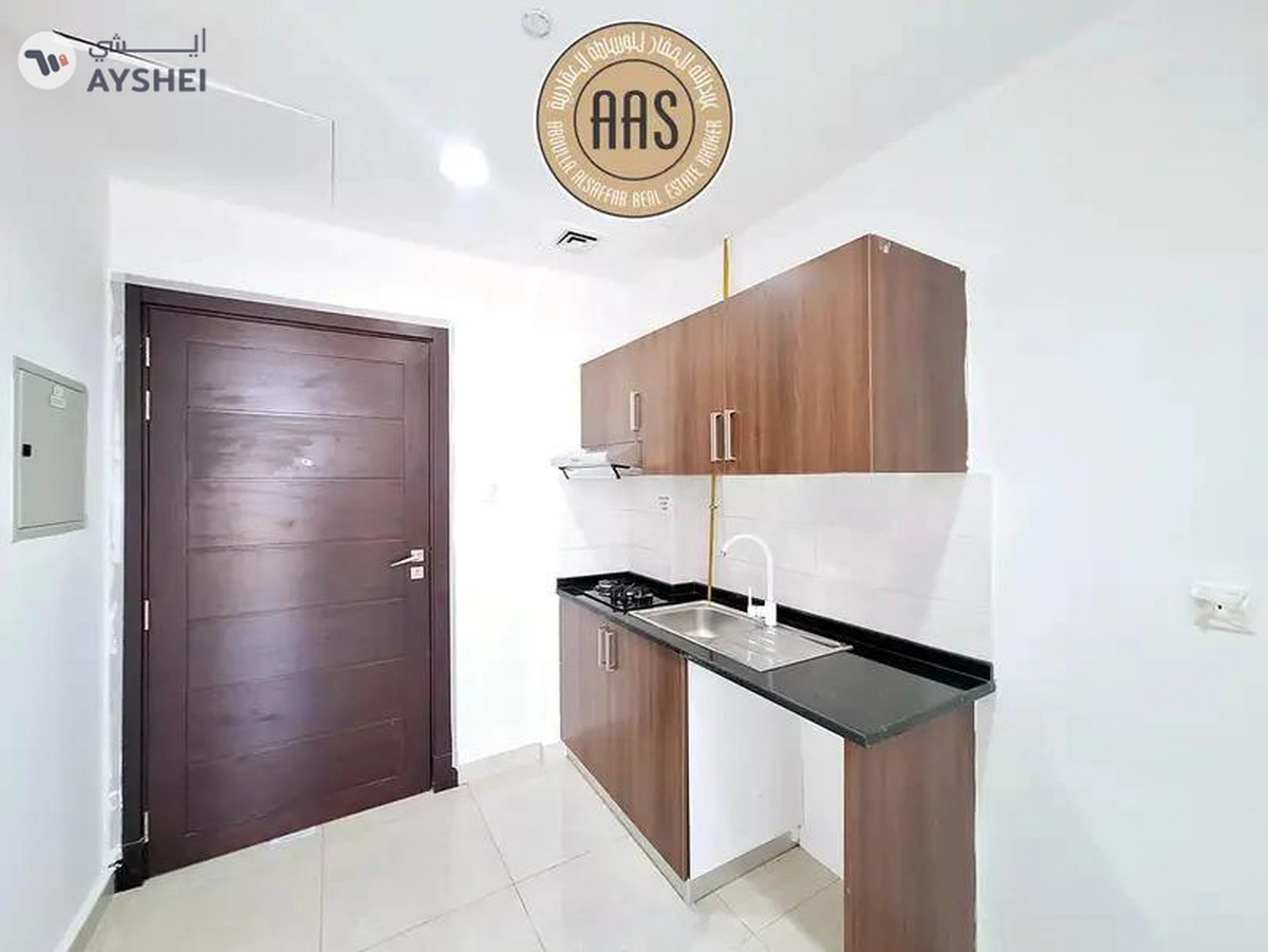 "Spacious studio Available for Rent 41k - 6 cheques payments-1-1