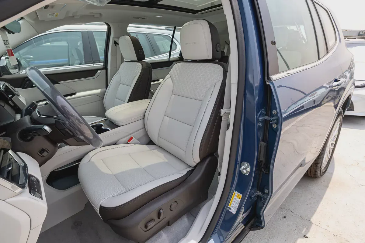 GMC Acadia Denali AWD -2024 (Export)-11-11