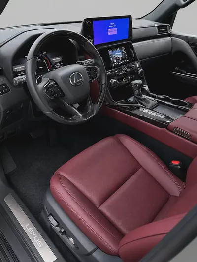 Brand New 2026 Lexus LX 600 Signature | GCC Specs | Full Option-5