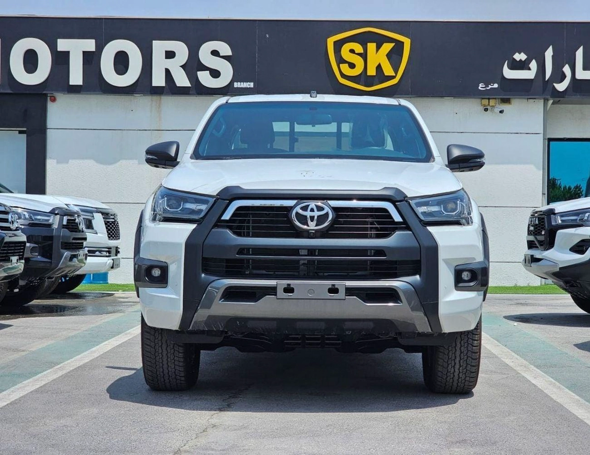 Toyota Hilux ADVENTURE SR5 ADVENTURE || 4.0L PETROL V6 A/T | BULLBAR | 360*CAMERA | WIRELESS CHARGER | BLIND SPOT (CODE # H-1-0