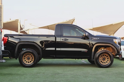 GMC Sieera 2022 AT4-5