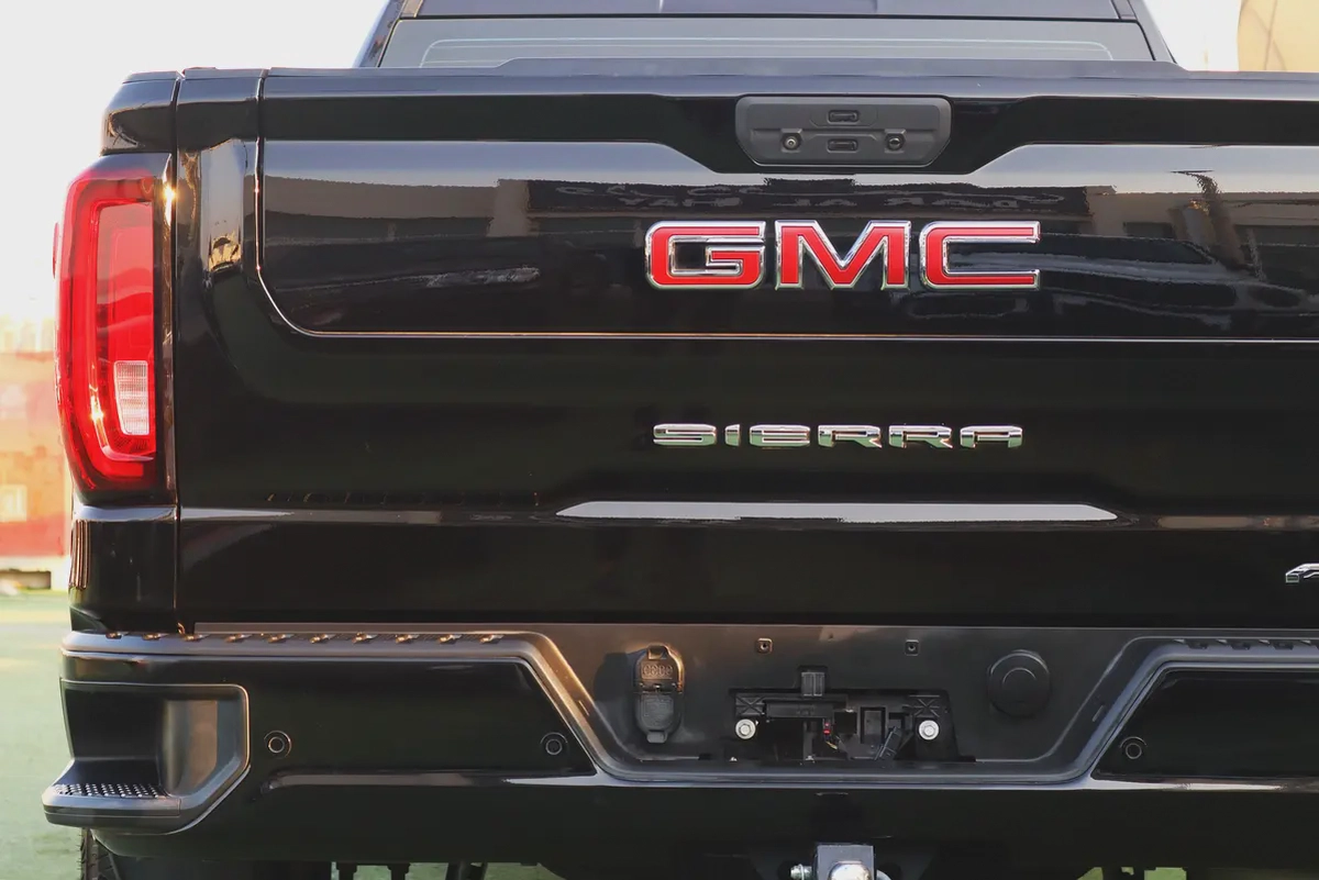 GMC Sieera 2022 AT4-8-8