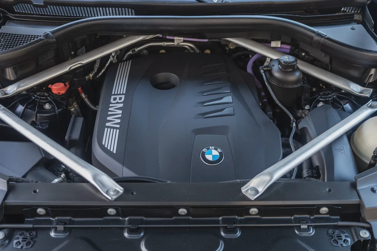 BMW X6 40 2024-7-7