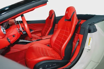 2016 FERRARI CALIFORNIA T | VERY LOW MILEAGE | HANDLING SPECIALE | CARBON LED STEERING |-8